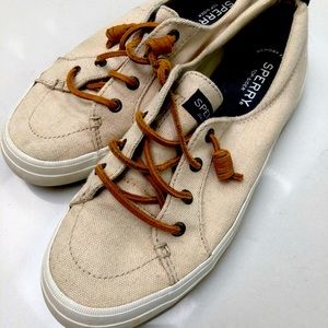Sperry canvas shoes